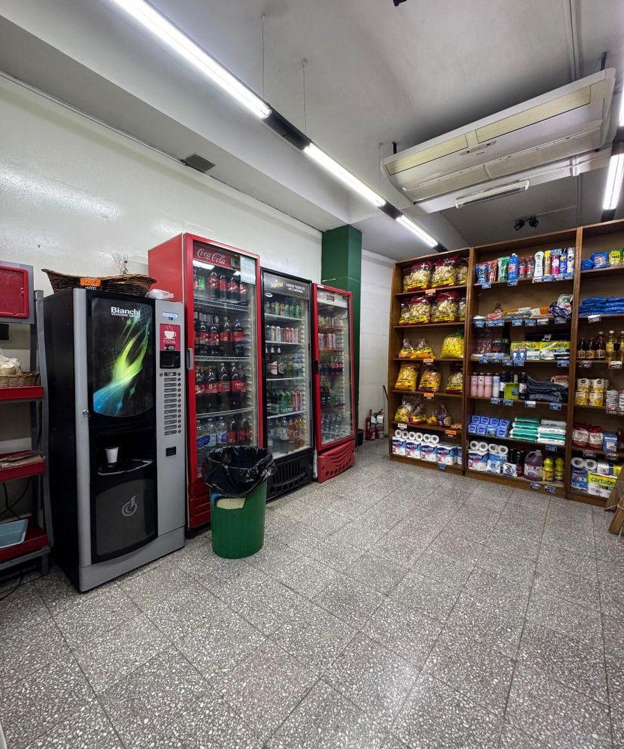 Foto de Salón comercial de 524m² en venta — San Juan 1227, Ciudad de Mendoza, imagen 4