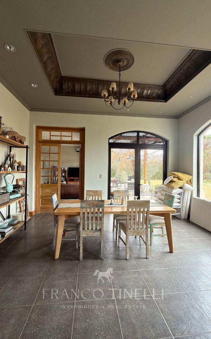 Foto de Casa en Venta | 4 Dormitorios + Estudio | Barrio Pueyrredón, Chacras de, imagen 3