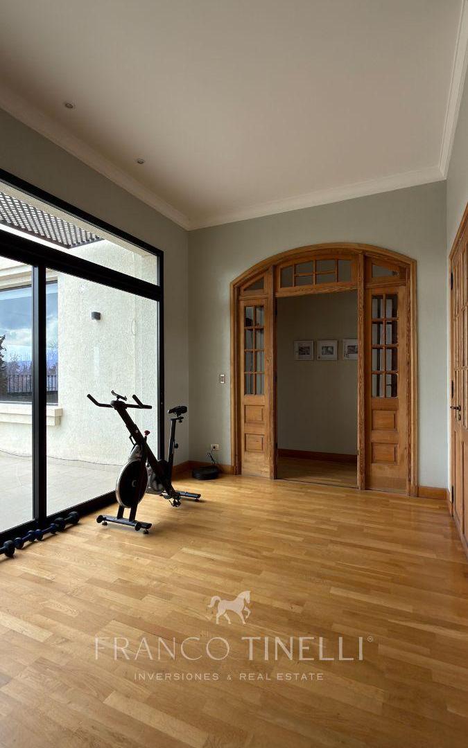 Foto de Casa en Venta | 4 Dormitorios + Estudio | Barrio Pueyrredón, Chacras de, imagen 5