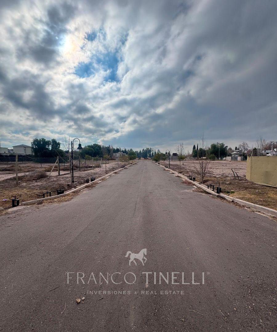 Foto de Lote 750 m² en Villa Alzaga – Chacras de Coria | Listo para construir, imagen 2