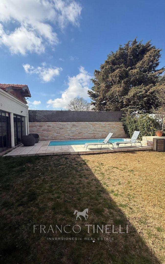 Foto de Casa en Barrio Cordón del Plata | Chacras de Coria | Pileta - Parrilla, imagen 3