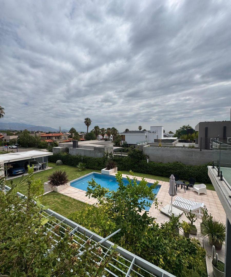 Foto de Casa en venta 5 dormitorios en Palmares con pileta y ascensor, imagen 4