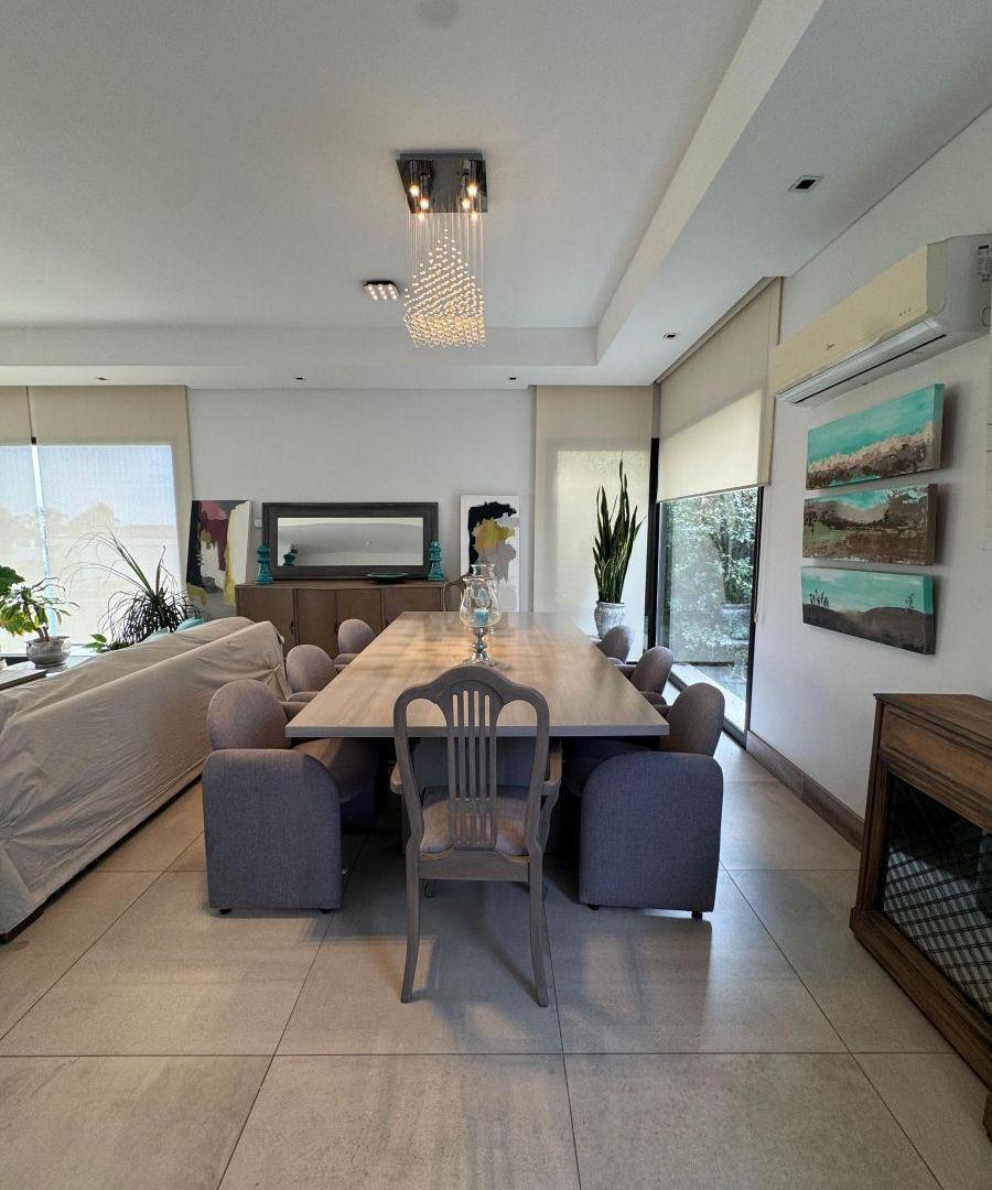 Foto de Casa en venta 5 dormitorios en Palmares con pileta y ascensor, imagen 3