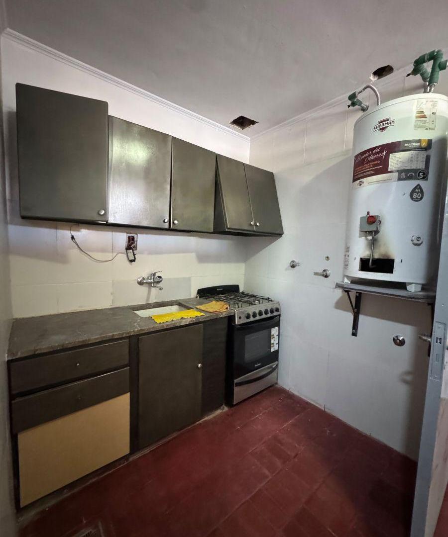 Foto de Casa 3 dormitorios en B° SUPE, Godoy Cruz – Apta crédito – Cochera doble, imagen 2