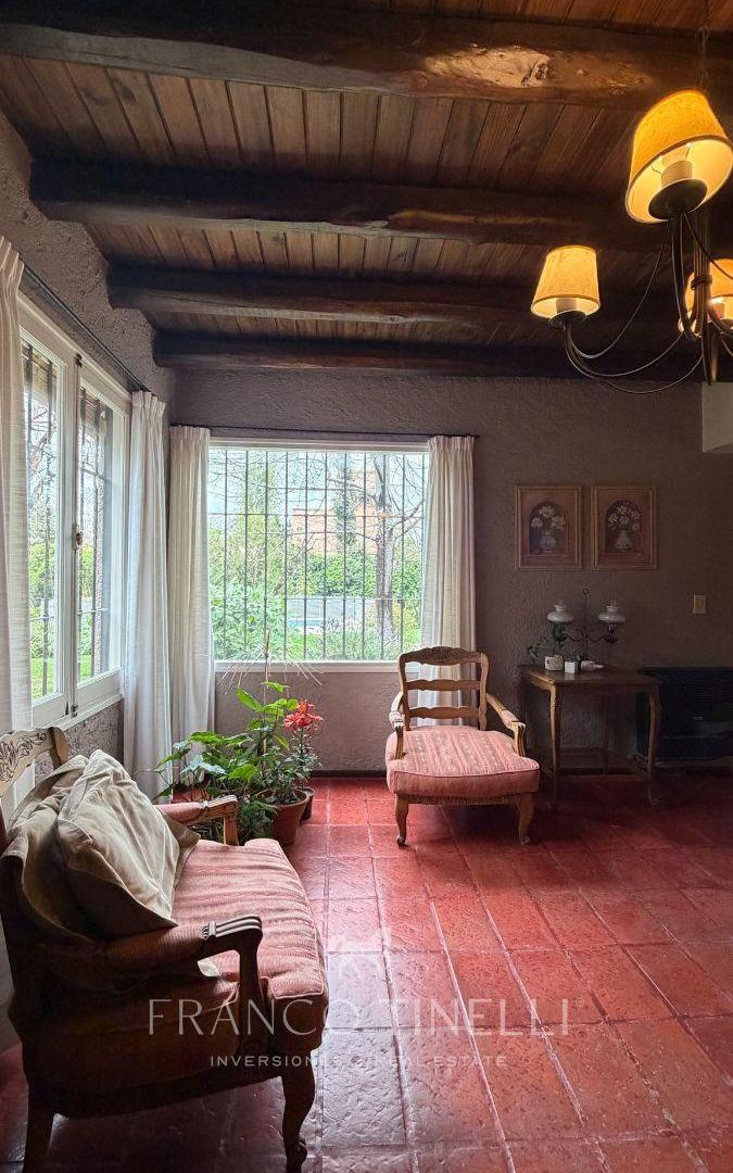 Foto de CASA EN CHACRAS DE CORIA | JARDÍN PARQUIZADO Y PILETA | CALLEJÓN, imagen 4