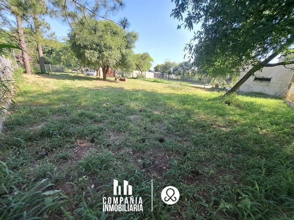 TERRENO EN JARDINES DE LA COSTA 5