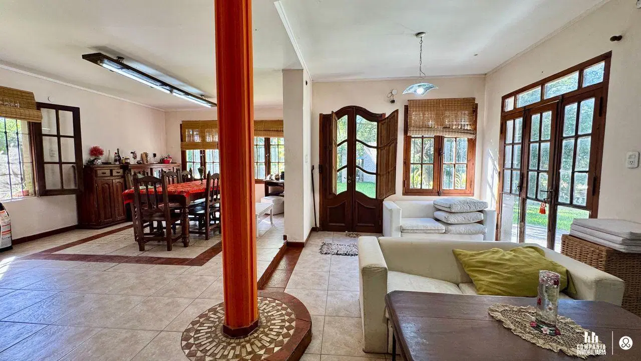 Casa en venta en San Jose Del Rincon 3 Dormitorios 4