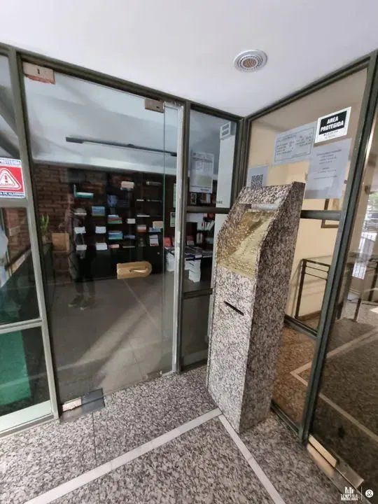 Oficina en venta en pleno centro de la ciudad- 3