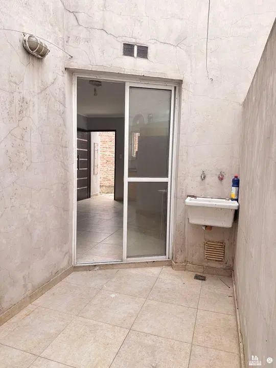Interno 1D y patio seco zon 5
