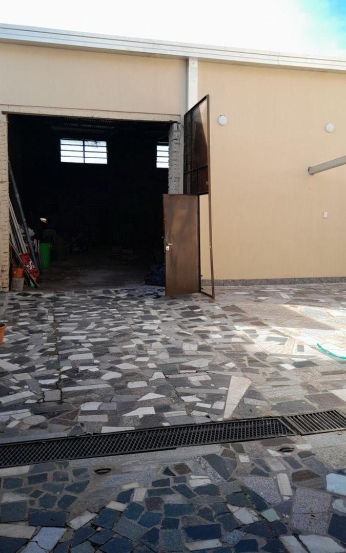 Foto de Casa de 333 m² con 3 dormitorios en venta en Sargento Cabral. Apta, imagen 2