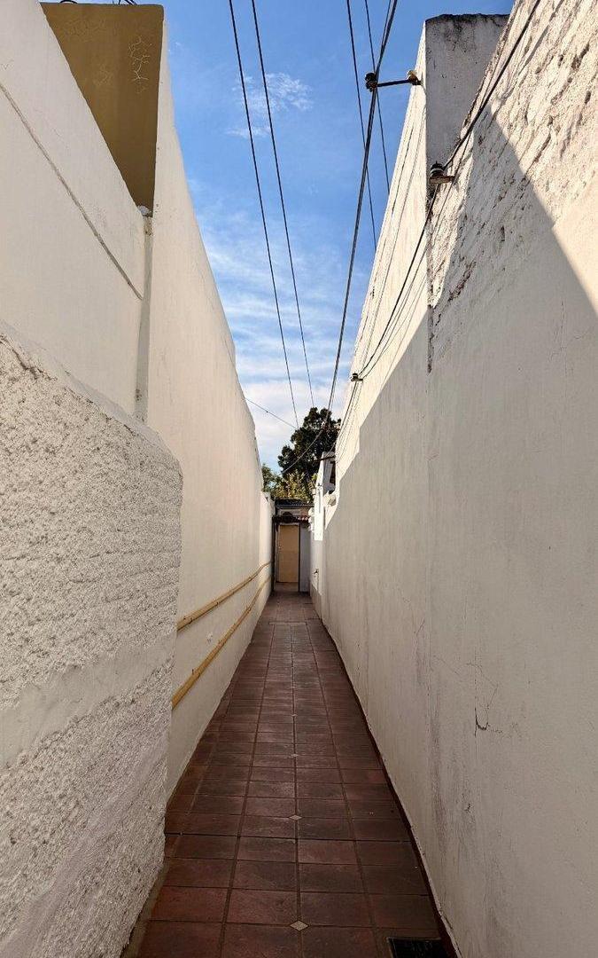 Foto de Departamento interno en alquiler, barrio Jardin Mayoraz · 1º de Mayo, imagen 1