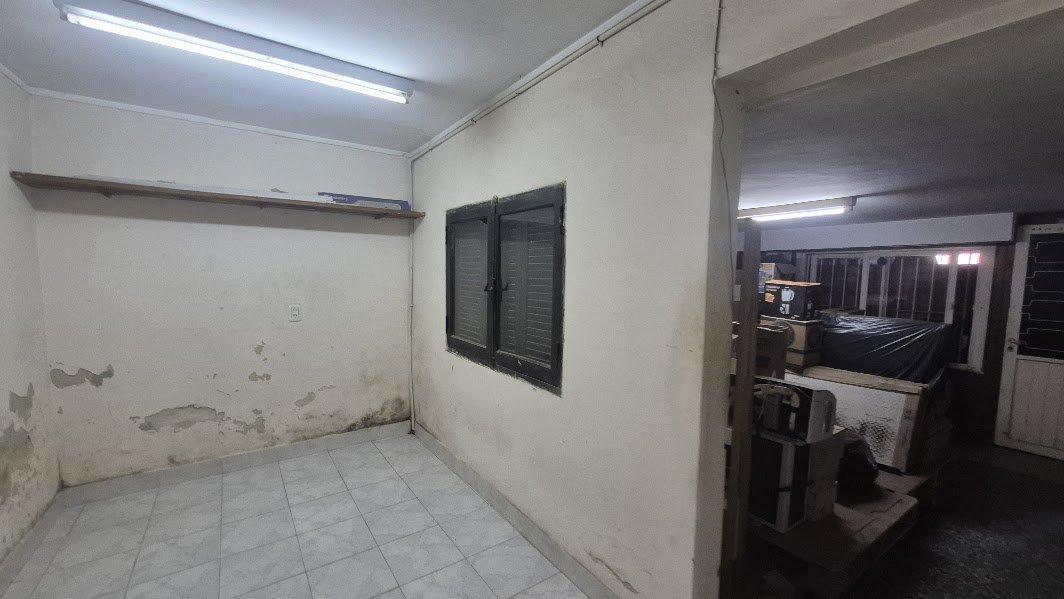 Foto de Casa a Refaccionar, Ideal Galpón o Inversión, imagen 2