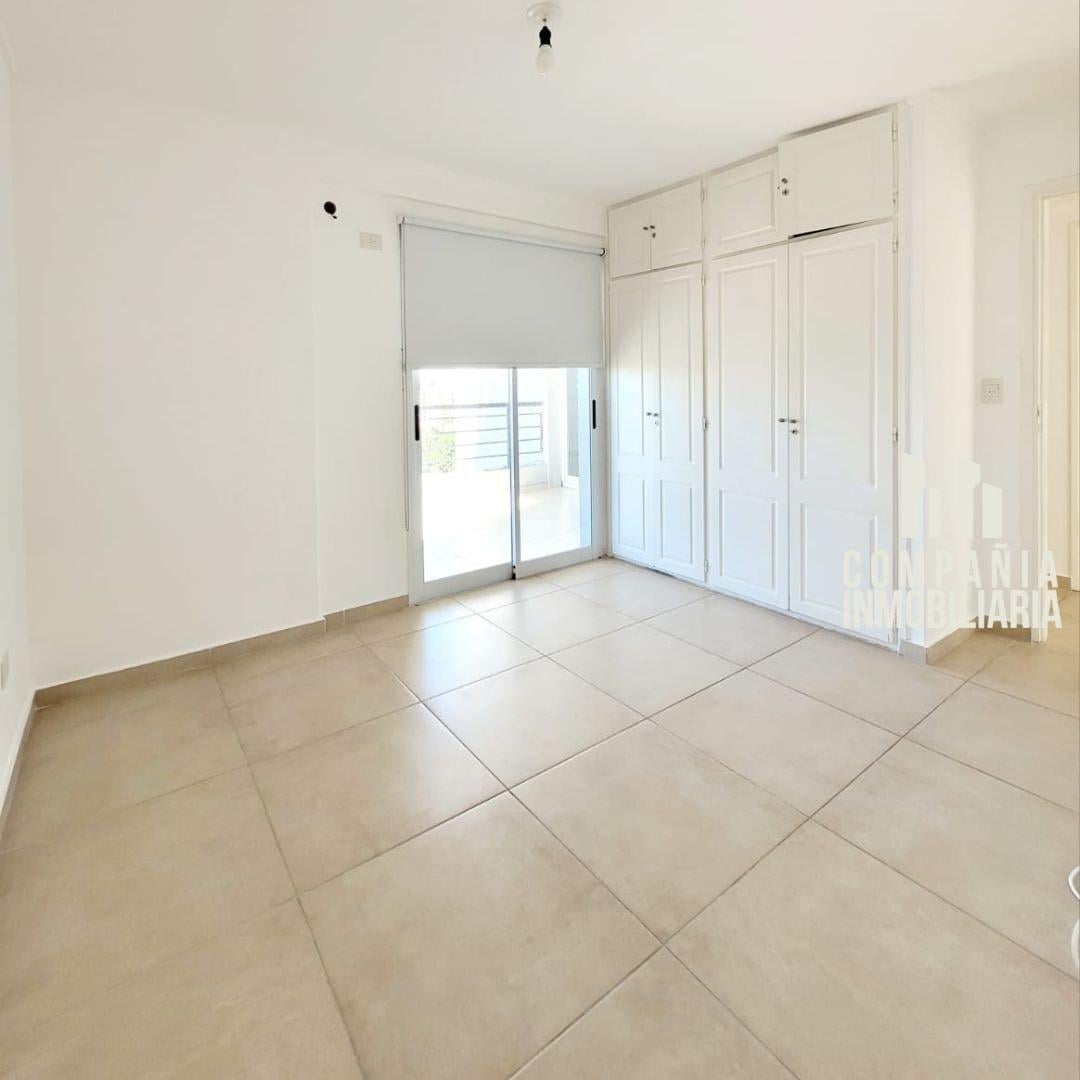 Foto de DEPARTAMENTO DOS DORMITORIOS CON COCHERA, imagen 5