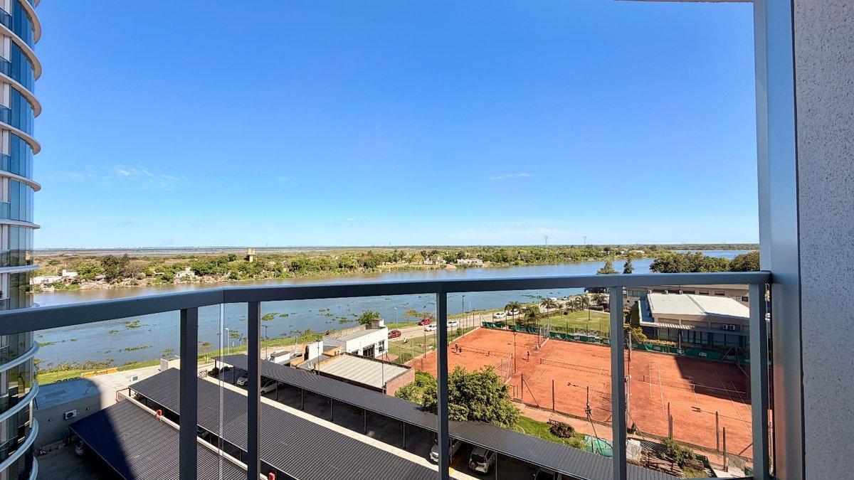 Foto de Departamento en venta 2 dormitorios, 2 baños y cochera, imagen 1