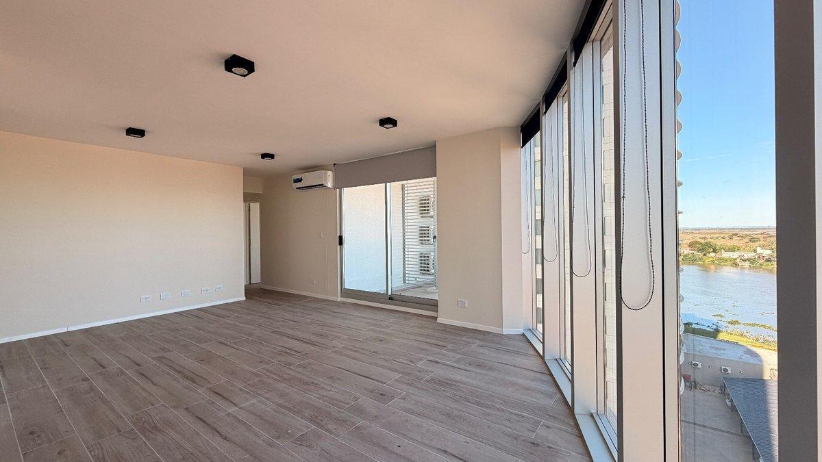 Foto de Departamento en venta 2 dormitorios, 2 baños y cochera, imagen 3