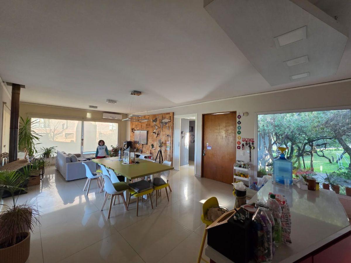 Foto de Venta Casa Tierra Alta 3 Dorm Vistas Lote 1278m², imagen 2
