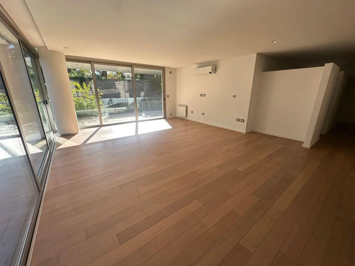 Venta Departamento 3 Dormitorios 1910 Villa Belgrano - Patio - 2 Cocheras 2