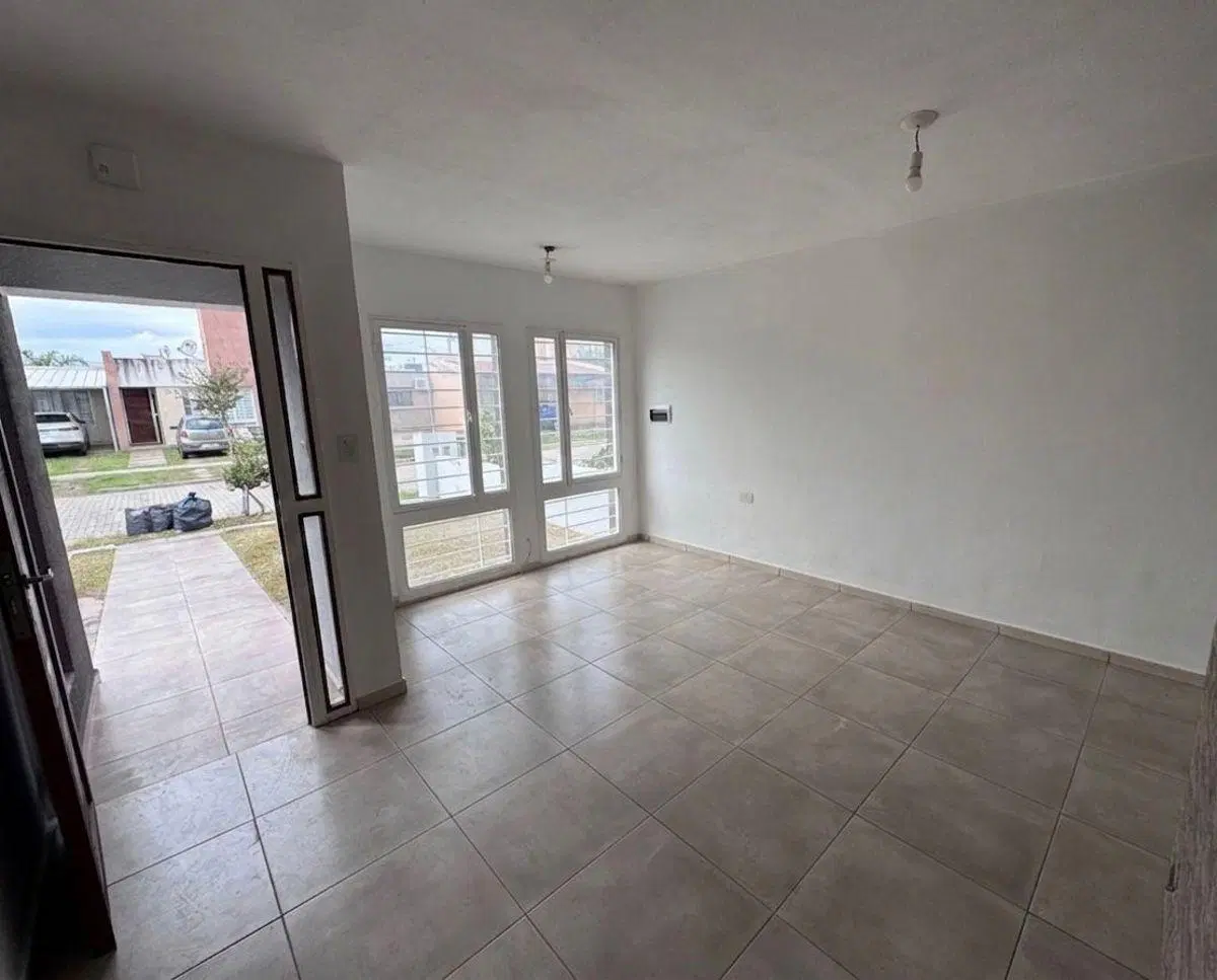 CASA EN ALQUILER - CARRARA DE HORIZONTE SUR 4
