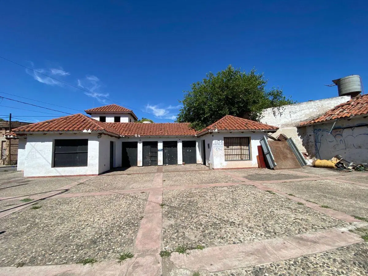 2 Locales mas deposito a la VENTA 472M2 2
