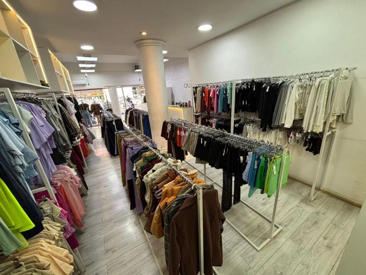 LOCAL COMERCIAL EN ALQUILER – UBICACIÓN ESTRATÉGICA SOBRE AV. GENERAL PAZ 2