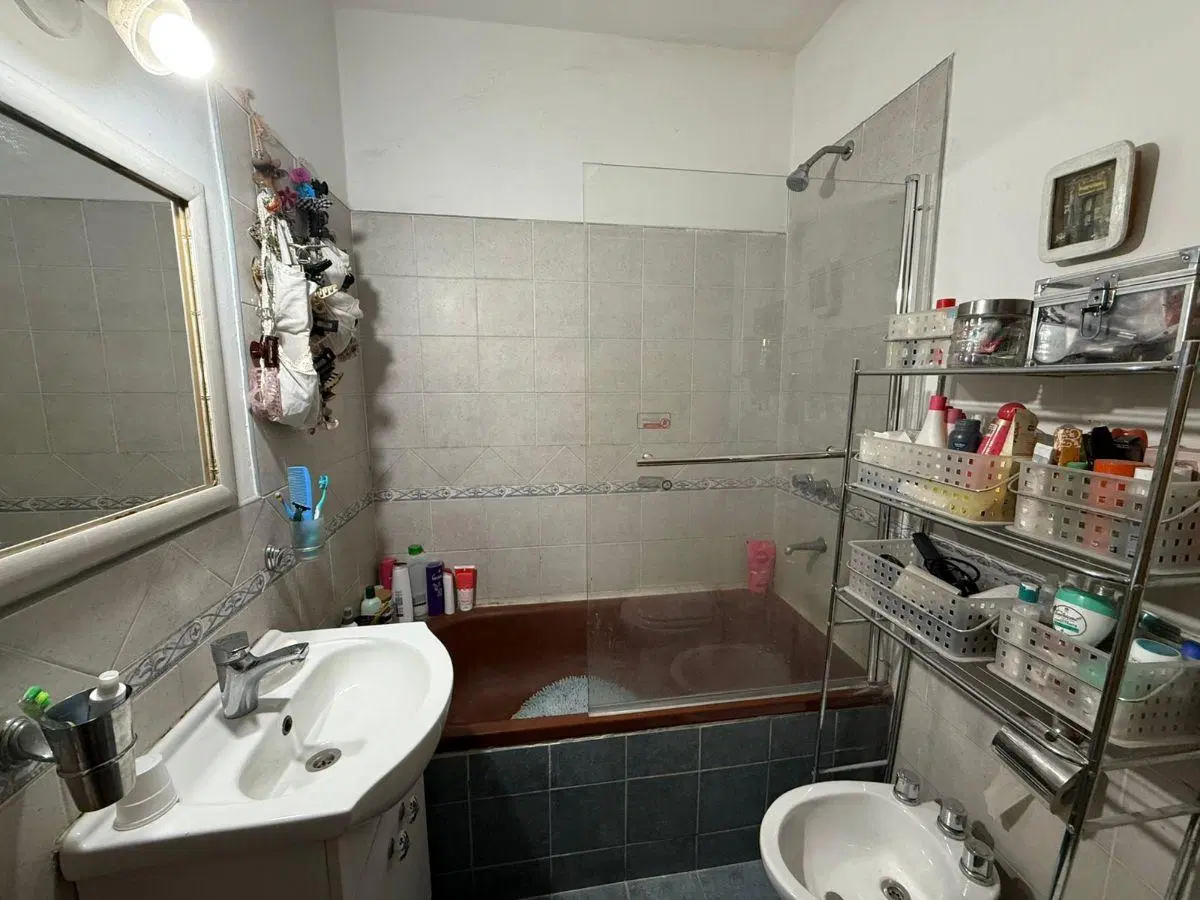 VENTA CASA 2 DORMITORIOS + DEPARTAMENTO, BARRIO ALTO ALBERDI 4