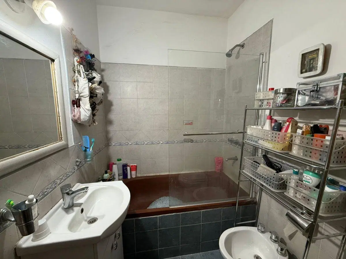 VENTA CASA 2 DORMITORIOS + DEPARTAMENTO, BARRIO ALTO ALBERDI 3