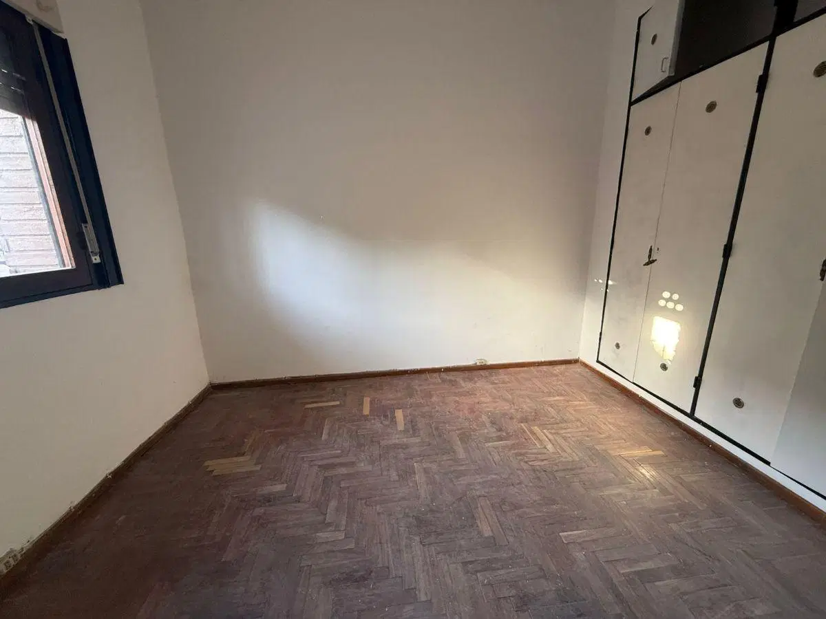 VENTA CASA 2 DORMITORIOS, BARRIO COLON 2