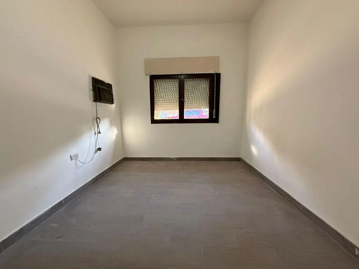VENTA CASA 2 DORMITORIOS, BARRIO COLON 5