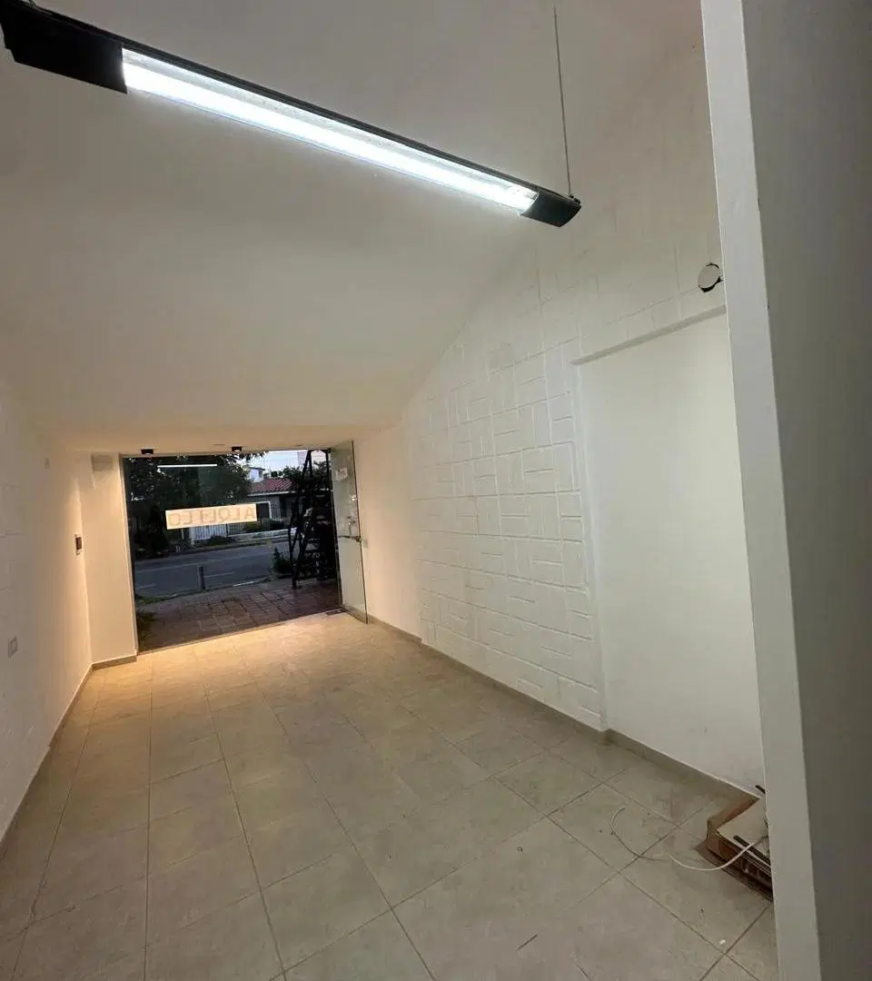 LOCAL COMERCIAL EN ALQUILER, AV LA CORDILLERA 8