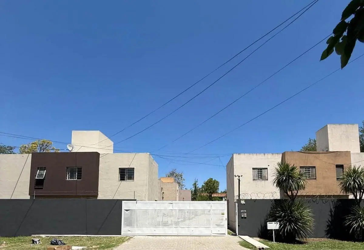 VENTA DUPLEX 3 DORM. LOS BOULEVARES 1