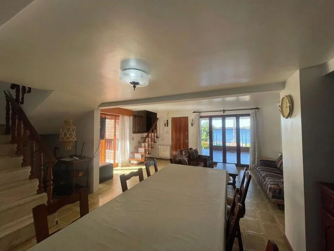 VENTA CASA 5 DORM. EN VILLA DEL DIQUE 8