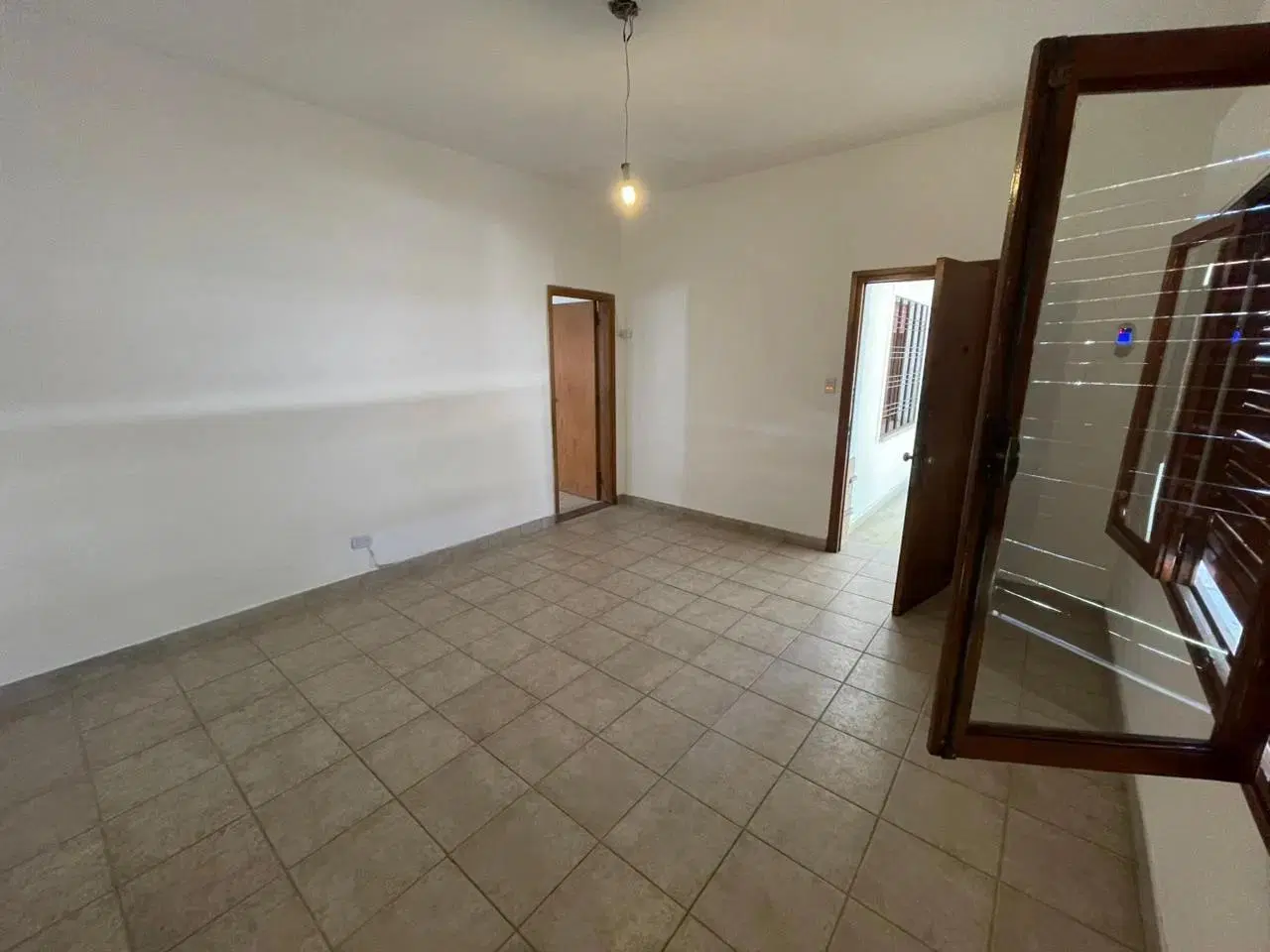 VENTA CASA 3 DORM. APTA CREDITO ALTO ALBERDI 2