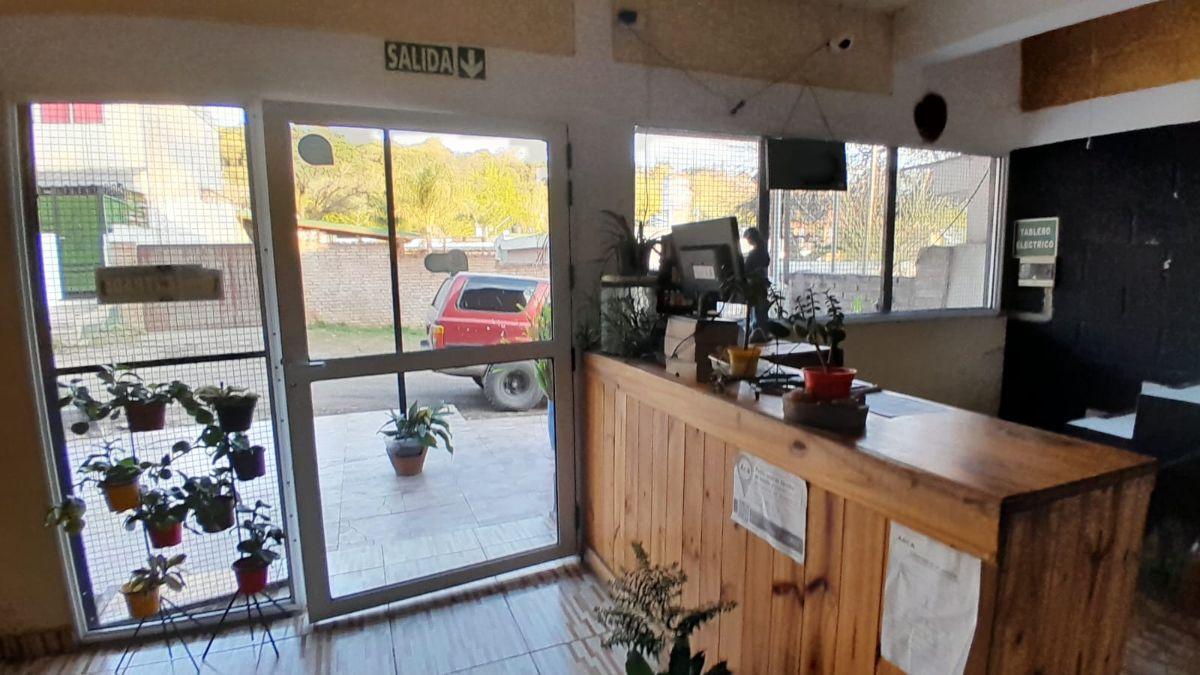 Foto de VENTA LOCAL COMERCIAL + DEPARTAMENTO, RIO CEBALLOS, imagen 5