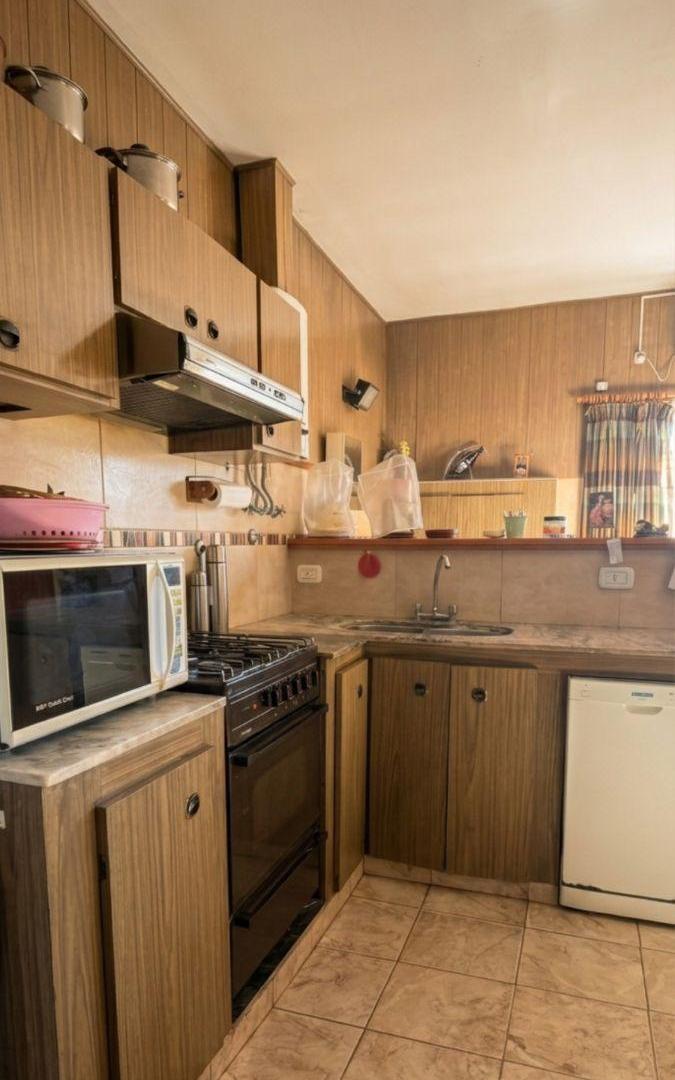 Foto de Edifica Inmobiliaria vende casa 2 dormitorios, Villa Maria, imagen 2