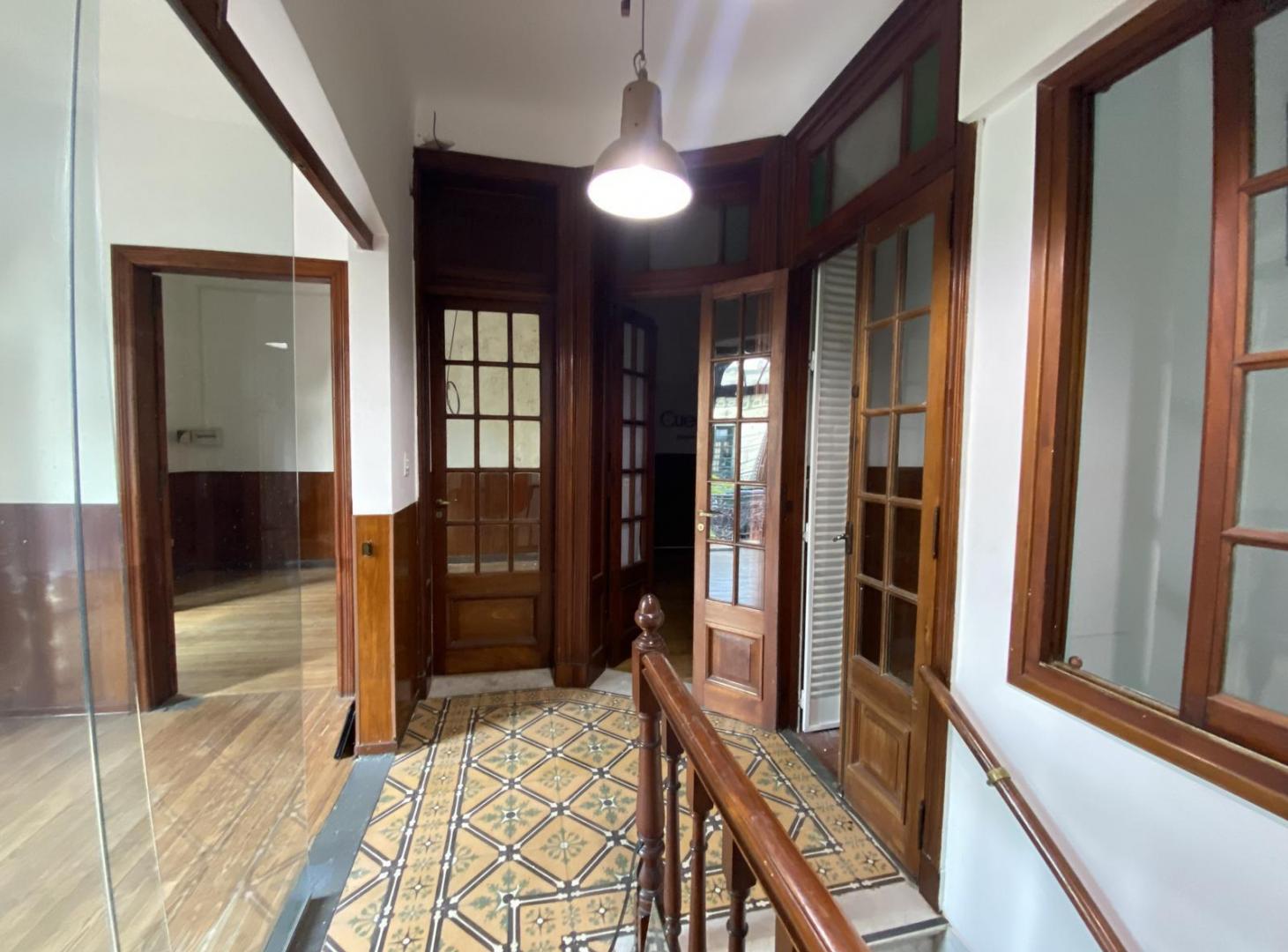 Venta Local/Oficina Comercial en Villa del Parque
