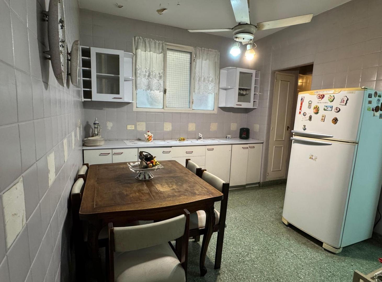 Foto de VENTA SEMIPISO 4 AMBIENTES CON DEPENDENCIA EN RECOLETA, imagen 5