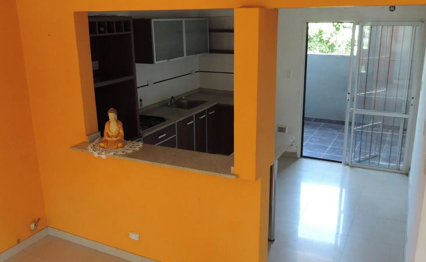 VENTA CASA MULTIFAMILIAR HURLINGHAM APTO CREDITO 5