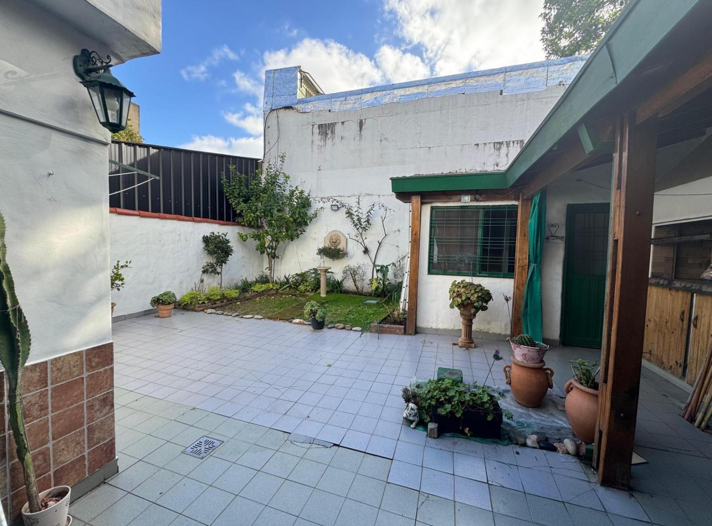 Alquiler PH 3 ambientes con Jardín en Villa Pueyrredón