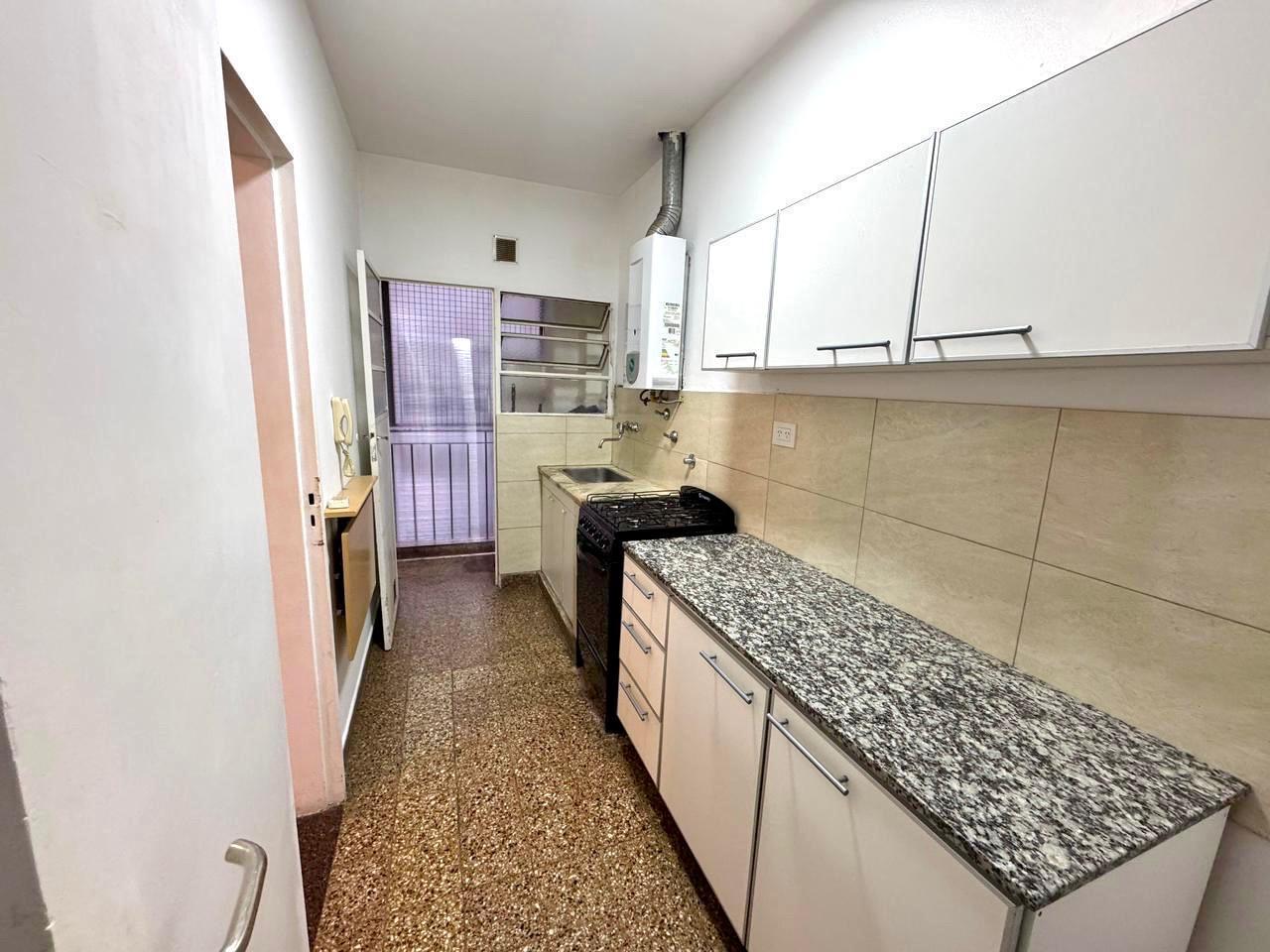 Foto de Venta Departamento 2 ambientes en Villa del Parque, imagen 3