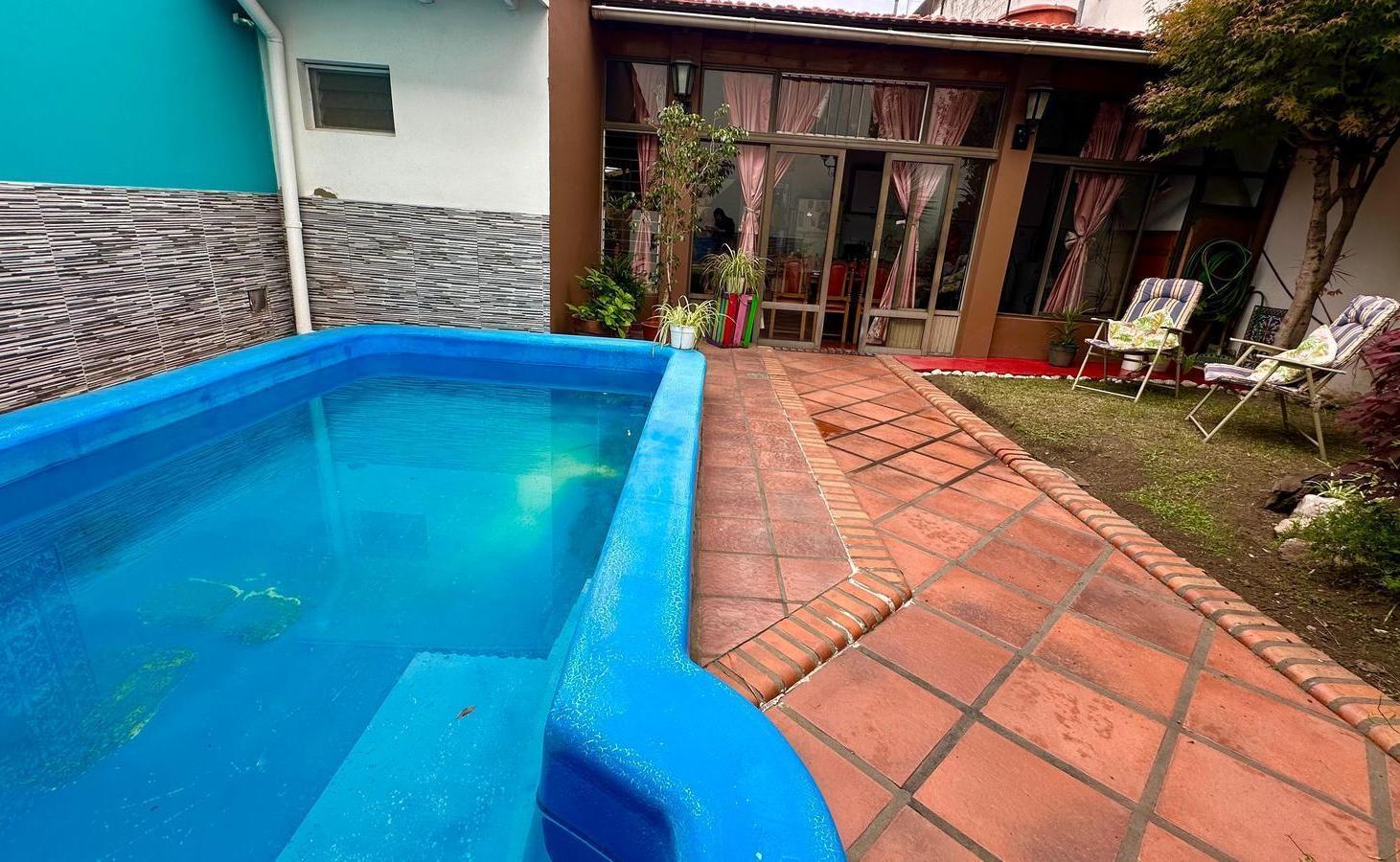 Foto de VENTA Casa Multifamiliar - Dos unidades independientes - Parque- Terraza, imagen 3