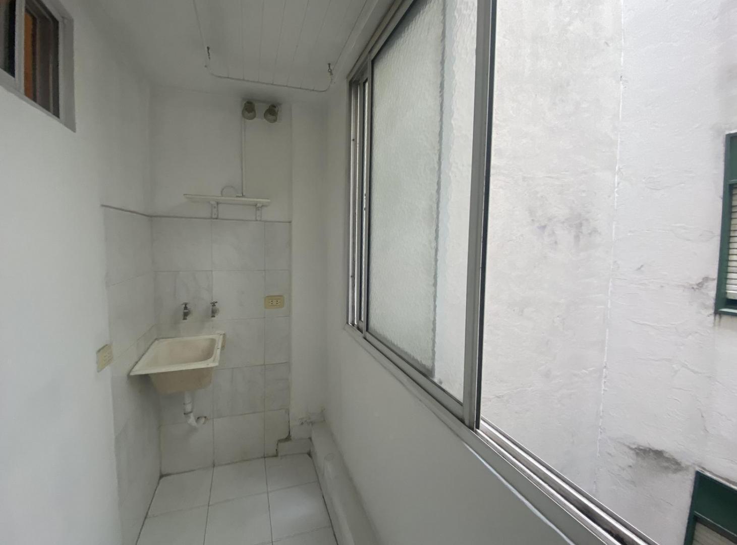 Foto de Alquiler departamento 3 amb. C/Cochera Caballito, imagen 4