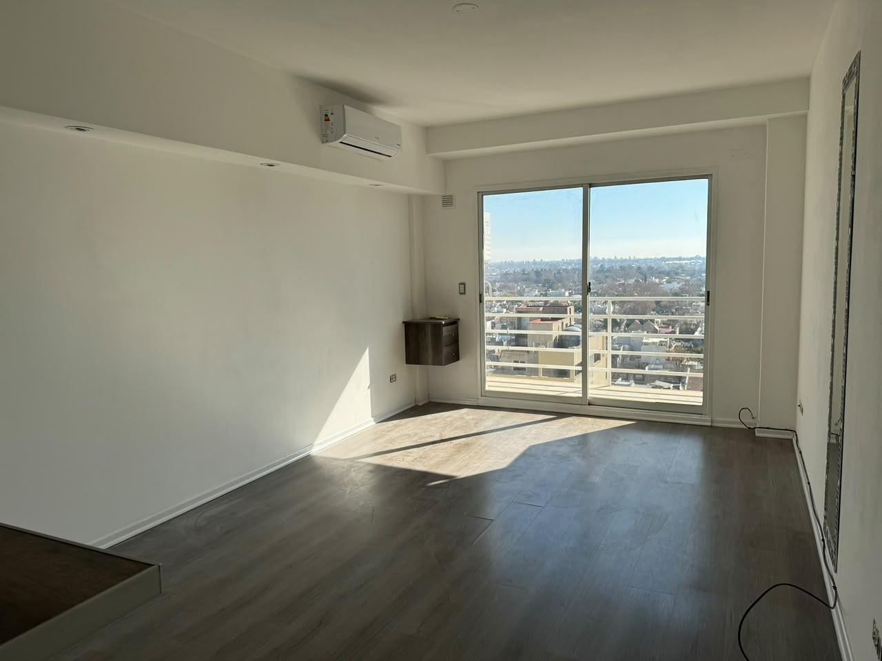 Foto de Venta Departamento Monoambiente con Renta Villa Pueyrredón, imagen 1