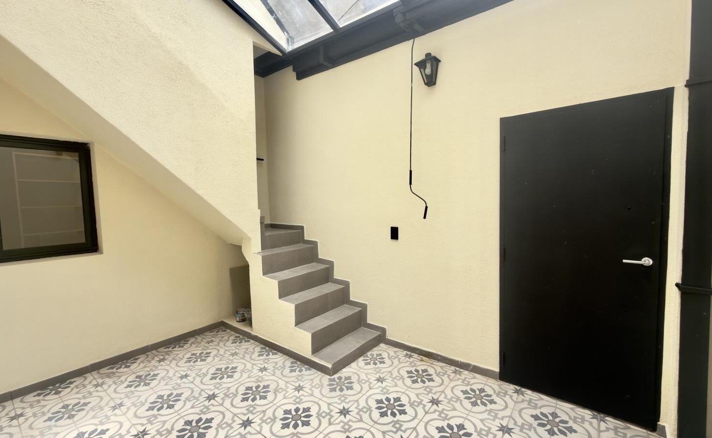 Foto de Venta PH 4 Ambientes con Patio y Terraza Hecho a Nuevo, imagen 3