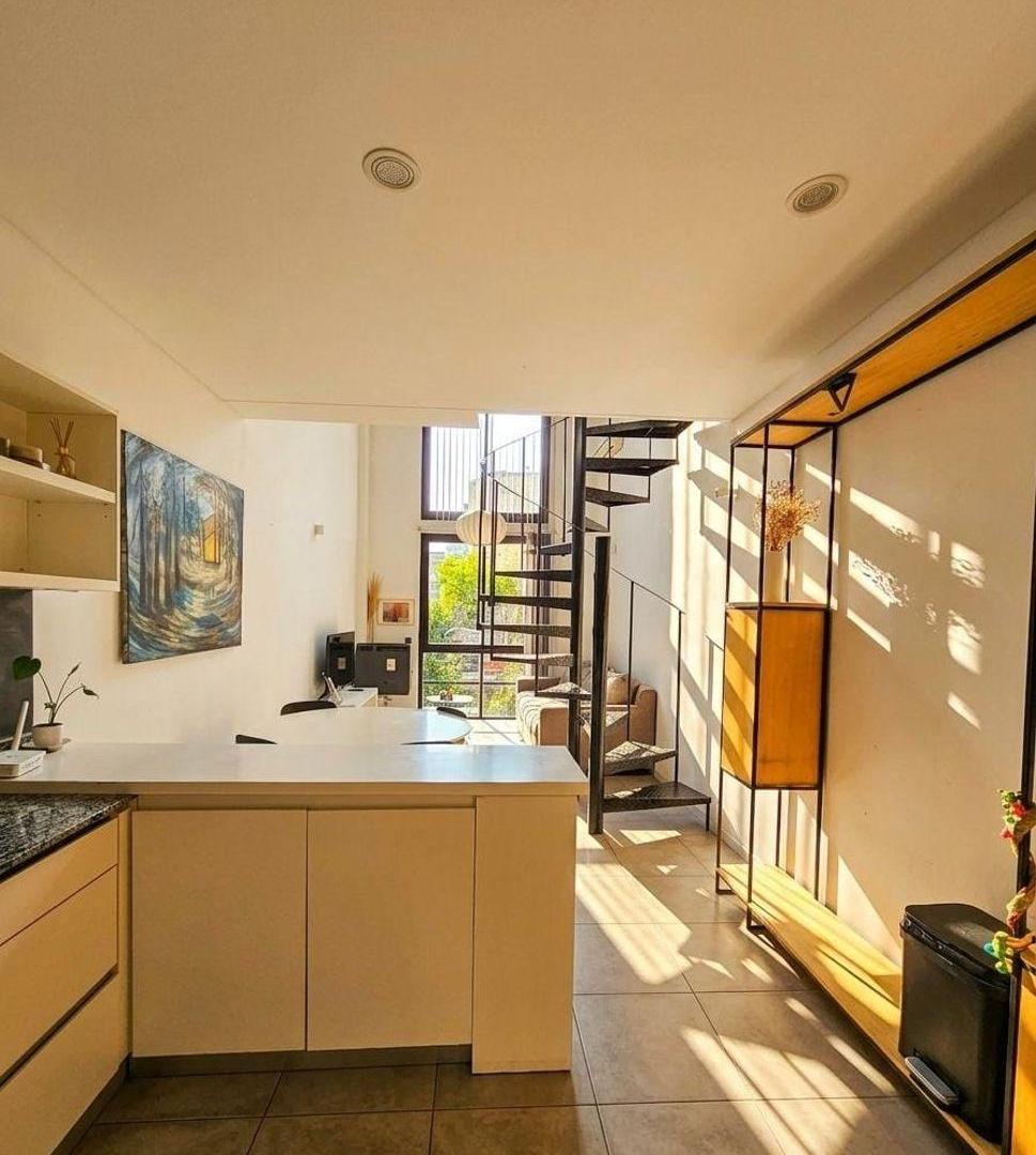 Foto de Departamento en Alquiler Saavedra / Coghlan Duplex en Doble altura con, imagen 3