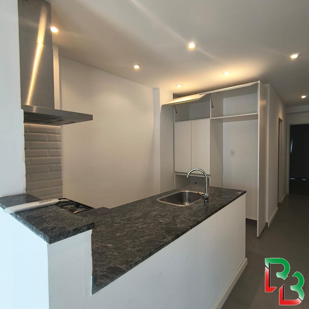 Foto de Alquiler - Departamento Dos Ambientes - Bernal Centro | 25 De Mayo 66, imagen 3