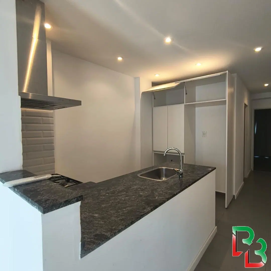 Alquiler - Departamento Dos Ambientes - Bernal Centro | 25 De Mayo 66 3