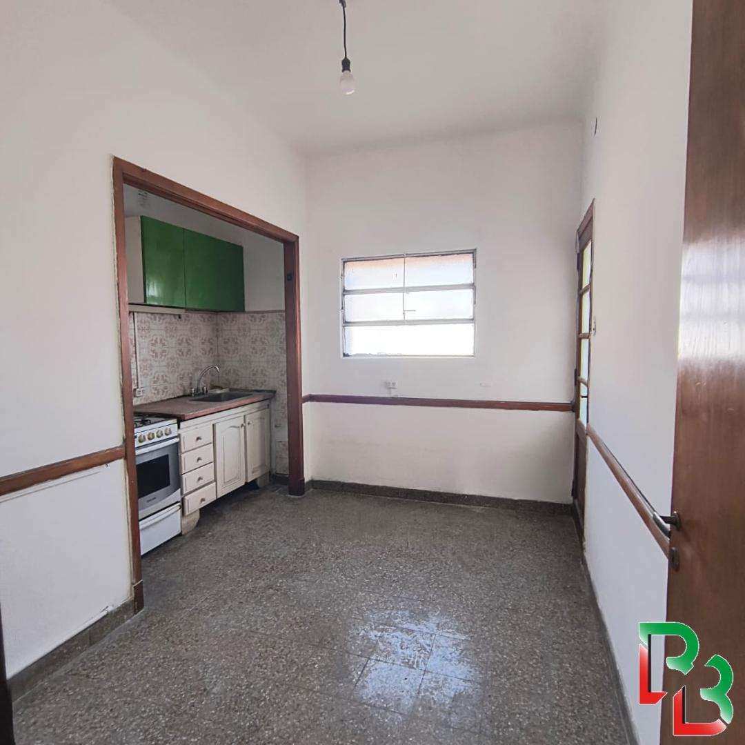 Foto de Alquiler Ph Av. San Martín Al 800 - Bernal, imagen 4