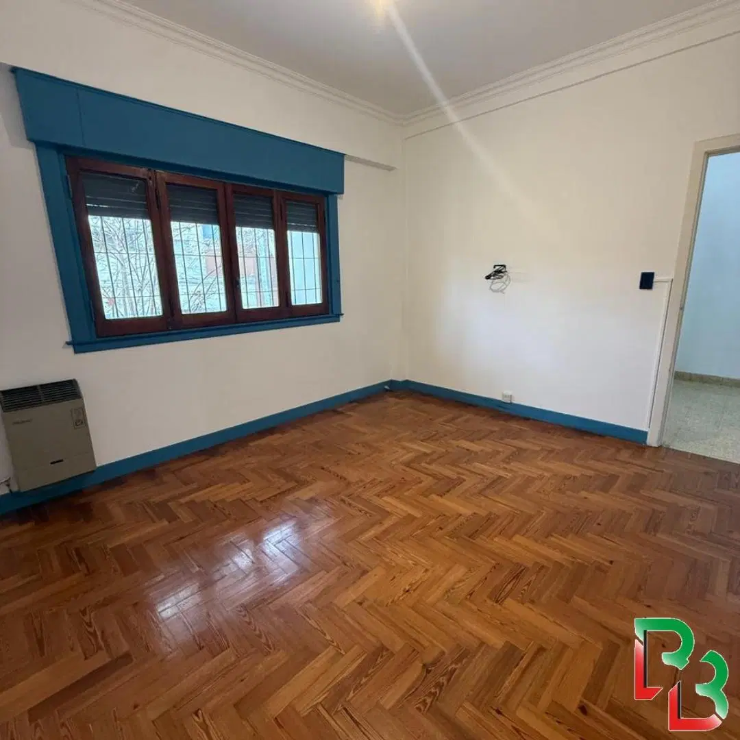 Departamento en alquiler – Planta Alta | Bernal Centro 3