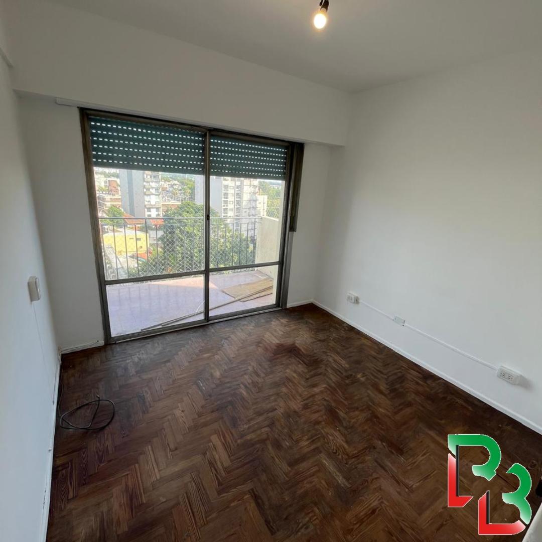 Foto de Departamento en alquiler – 3 dormitorios | Bernal Centro, imagen 3