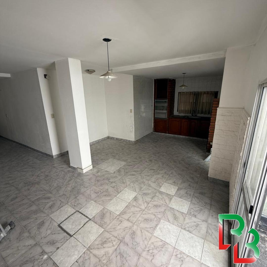 Foto de VENTA PH DOS AMBIENTES CON COCHERA, imagen 5
